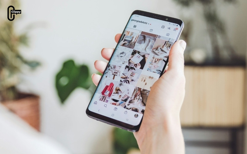 does instagram notify story highlight screenshots